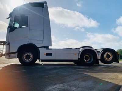 2016 Volvo FH540 6x2 Rear Lift Tractor Unit - 5