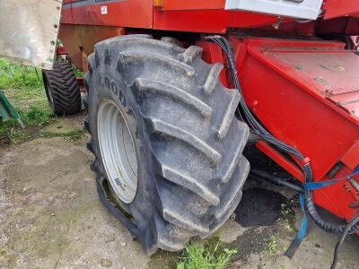 Massey Ferguson MF40 Combine - 7