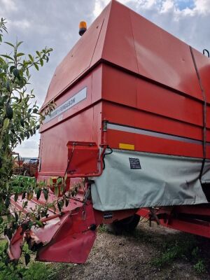 Massey Ferguson MF40 Combine - 11