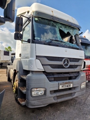 2011 Mercedes Axor 1843 4x2 Tractor Unit - 3