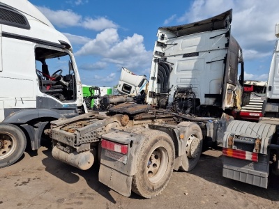 2014 Renault 6x2 Midlift Tractor Unit - 9