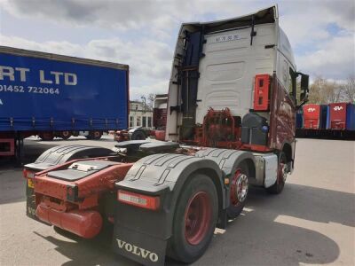 2014 Volvo FH460 Euro 6 6x2 Midlift Tractor Unit - 4