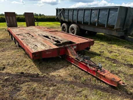 Triaxle Beavertail Drawbar Plant Trailer