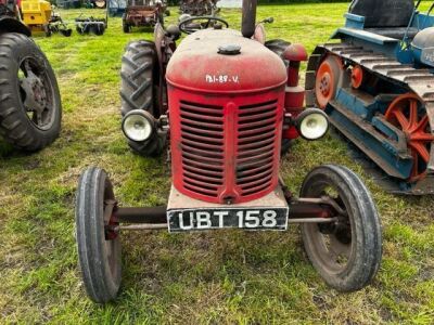 David Brown 25D Diesel Tractor - 11