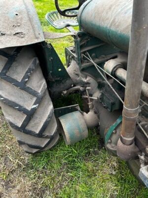 Standard Fordson Tractor - Green - 9