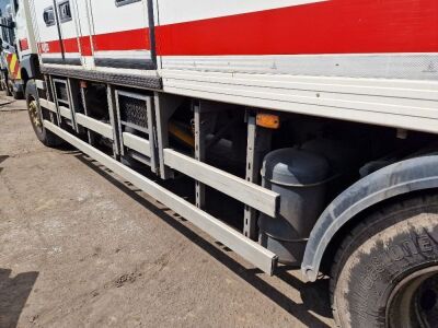 2016 DAF CF 370 6x2 Fridge Van - 17