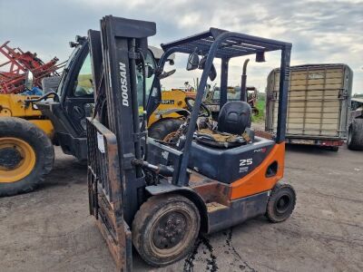 2012 Doosan D259-5 Diesel Forklift