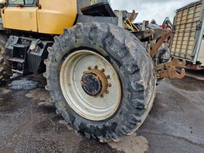 JCB 3185 Fastrac - 12