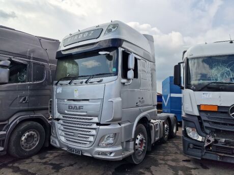 2014 DAF XF 6x2 Midlift Tractor Unit