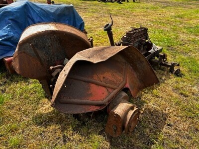 David Brown Tractor Chassis/Axles/Engine/Transmission - 6