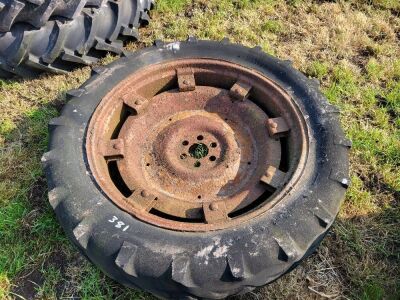 12.4-36 Tyre & Rim