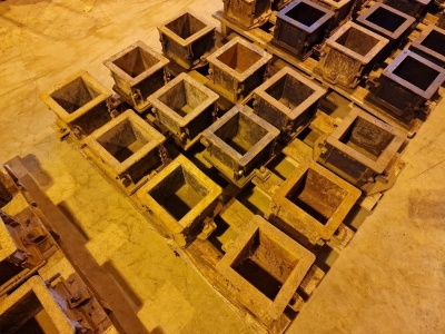 12 x 150mm Concrete Test Molds - 4