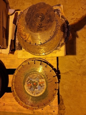 Qty Stone & Timber Cutting Discs - 3