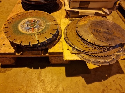 Qty Stone & Timber Cutting Discs - 4