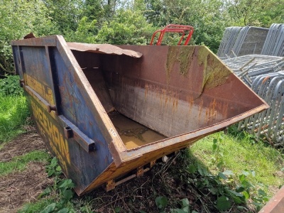 10 yrd Enclosed Skip