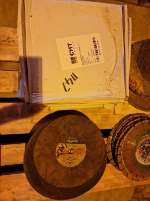 Qty Unused Metal Cutting Discs