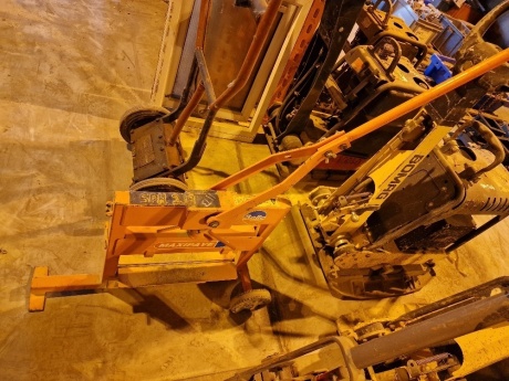 Belle Block Cutter
