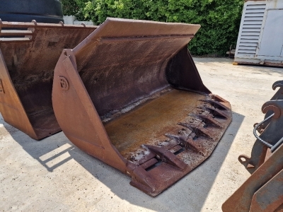 Danmark 3.1m Wheeled Loader Bucket