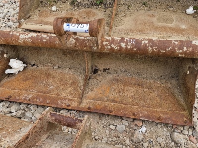 2 x 5ft Ditching Buckets - 4