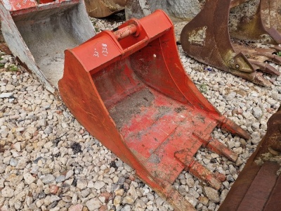 Miller 3ft Digging Bucket