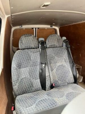 2013 Volkswagen Transporter TDI Crew Van - 8