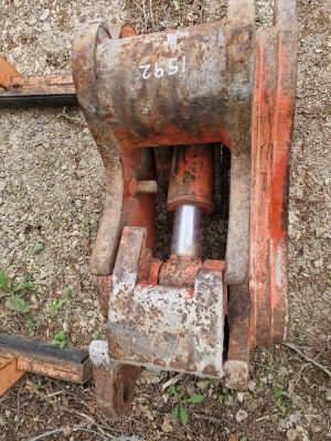 Quick Hitch Attachment - 5