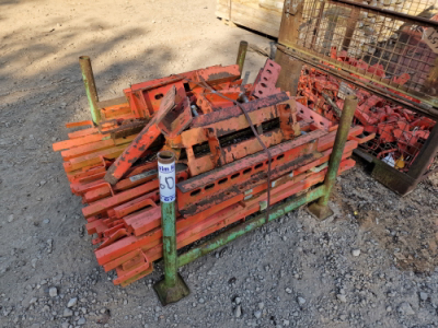 Peri Misc Post Holders & Waler Ends & Stillage