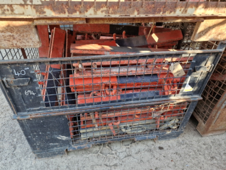 40 x Peri TR85 Walers & Stillage