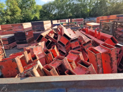 50 x Peri TR85 Walers & Stillage - 3