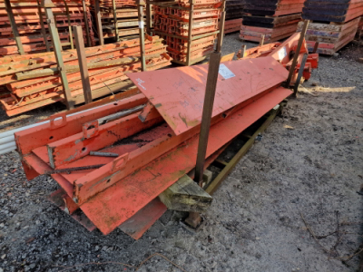 8 x Peri 2.7x0.4m End Stop Panels & Stillage