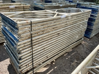 20 x Ischebeck Titan 2.4m Ledger Frames