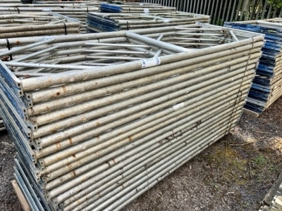 20 x Ischebeck Titan 2.4m Ledger Frames