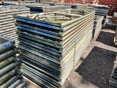 20 x Ischebeck Titan 2.4m Ledger Frames - 2