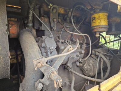 1968 Massey Ferguson 350 Excavator - 19