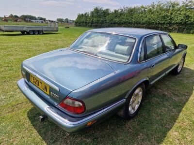 1999 Jaguar XJ8 3.2 Petrol / LPG 4 Door Saloon - 4