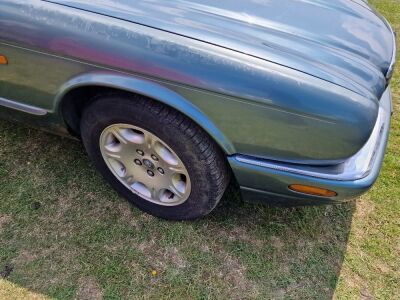 1999 Jaguar XJ8 3.2 Petrol / LPG 4 Door Saloon - 6
