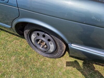 1999 Jaguar XJ8 3.2 Petrol / LPG 4 Door Saloon - 11