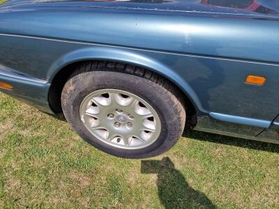 1999 Jaguar XJ8 3.2 Petrol / LPG 4 Door Saloon - 12