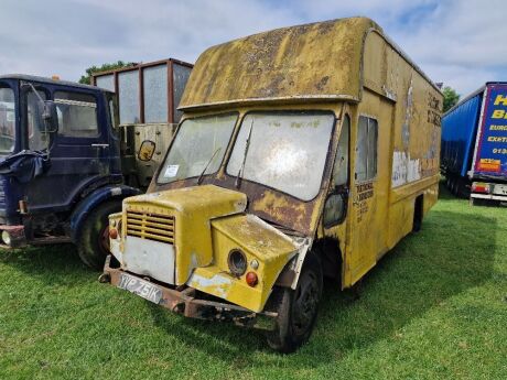 1972 Bedford J4L 4x2 Box Van