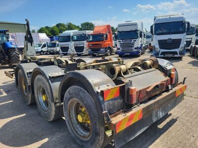 2010 Broughton Triaxle Hook Bin Trailer - 6