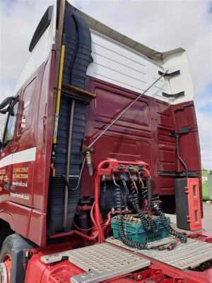 2010 Volvo FH460 6x2 Midlift Tractor Unit - 25