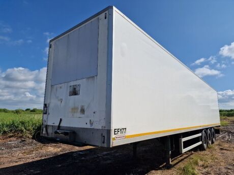 2010 Montracon 13.6m Triaxle Insulated Box Van Trailer