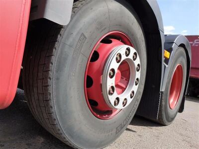 2010 Volvo FH460 6x2 Midlift Tractor Unit - 26