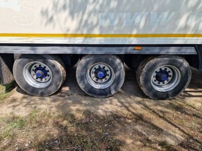 2011 Grays & Adams 13.6m Triaxle Insulated Box Van Trailer - 9