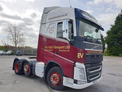 2015 Volvo FH460 Euro 6 6x2 Midlift Tractor Unit - 2