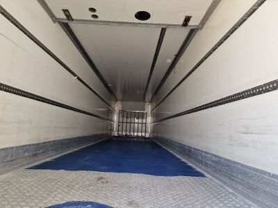 2011 Gray & Adams 13.6m Triaxle Insulated Box Van Trailer - 7