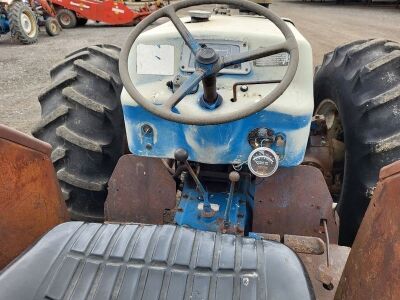 County 1164 4WD Tractor - 6