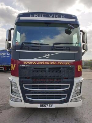 2015 Volvo FH460 Euro 6 6x2 Midlift Tractor Unit - 26