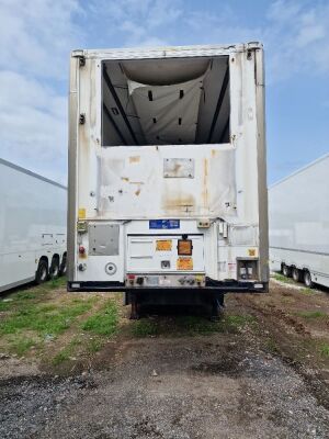 2009 Gray & Adams 13.6m Triaxle Insulated Box Van Trailer - 2