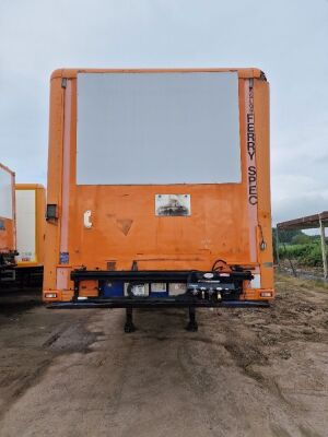 2009 Gray & Adams 13.6m Triaxle Insulated Box Van Trailer - 2